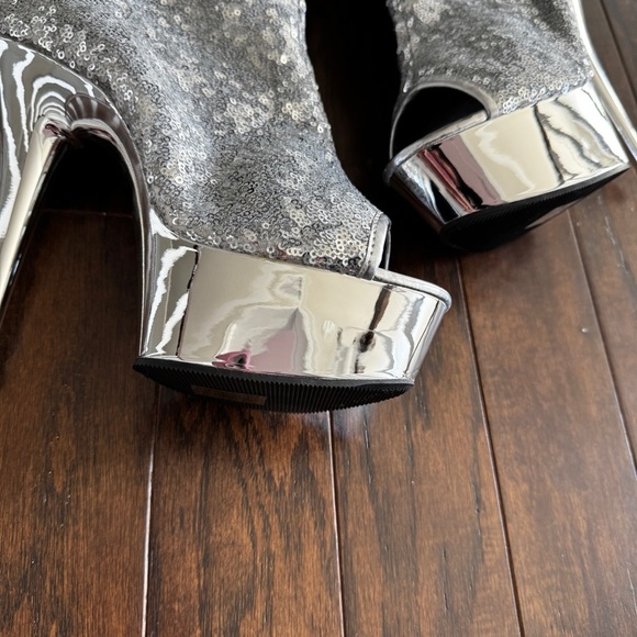Pleaser Delight 1008 Silver Sequin Chrome Platform High Heel Ankle Boots - Picture 3 of 10